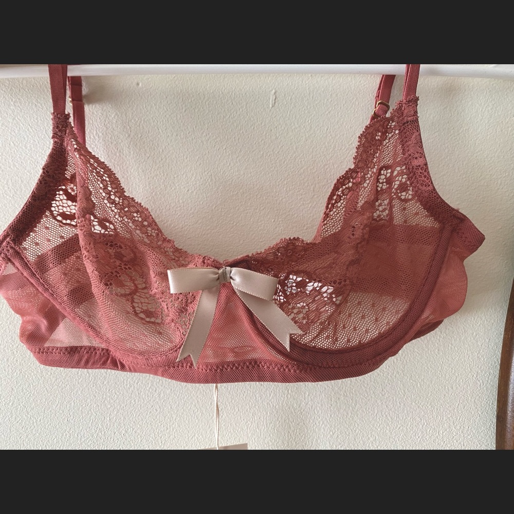 Pink underwire lingerie bra